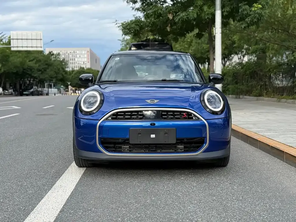 MINI Cooper (3-door) — фото 10