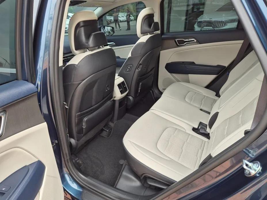Kia Sportage — фото 9