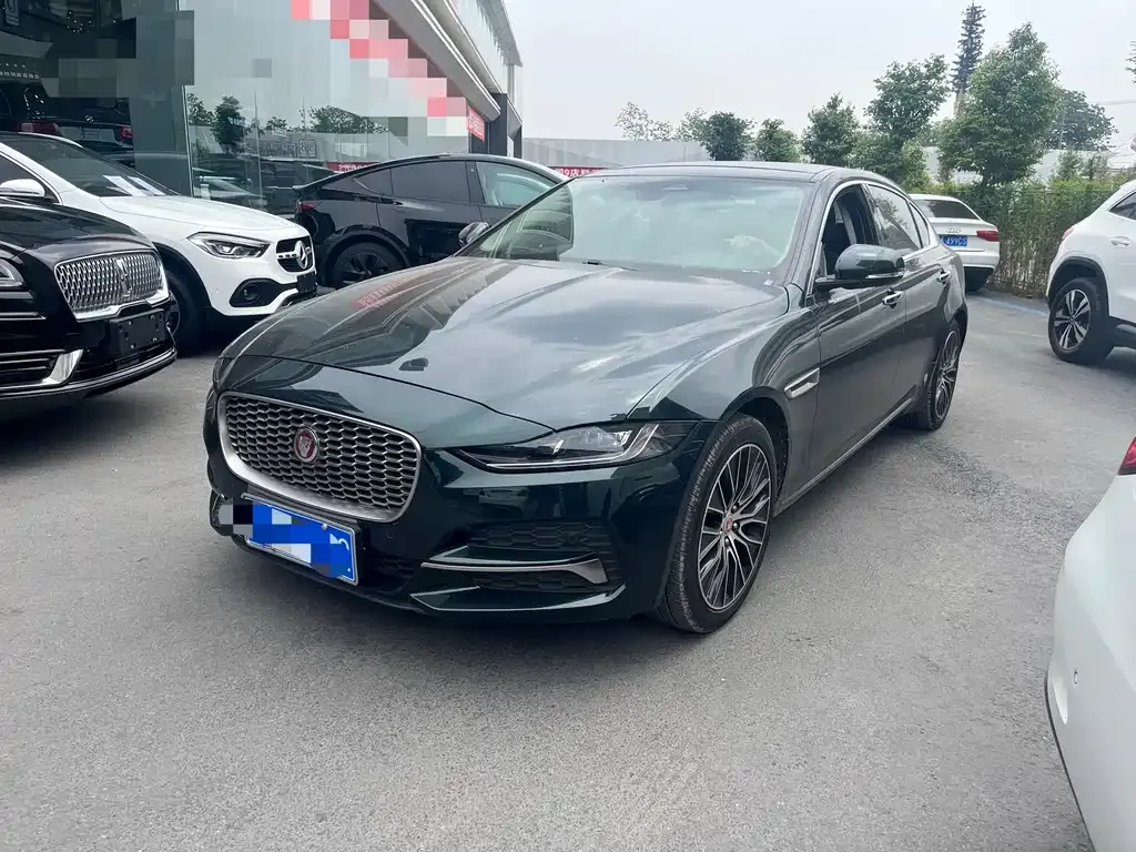 Jaguar XEL — фото 1
