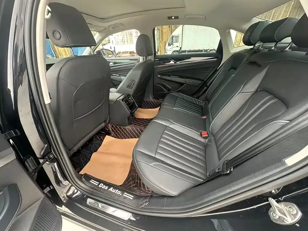 Volkswagen Passat — фото 3