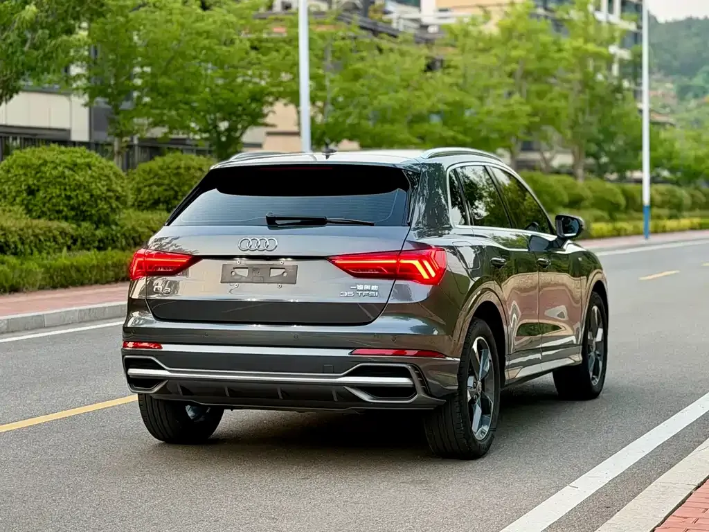 Audi Q3 — фото 7