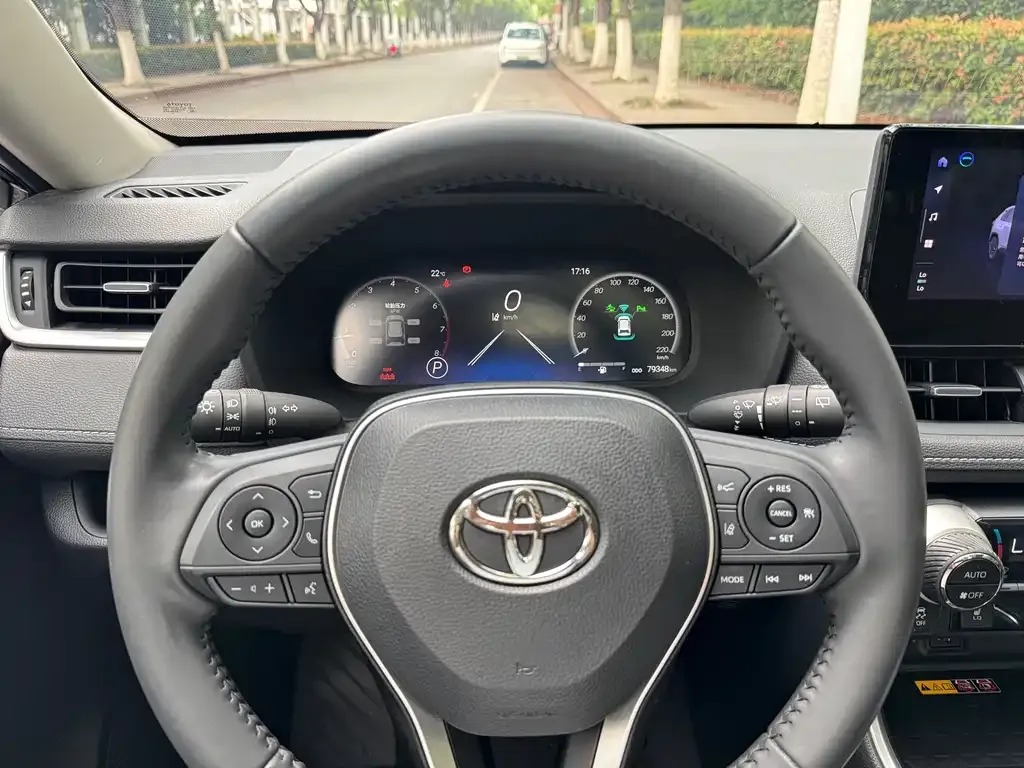 Toyota RAV4 2024 из CN, фото 5