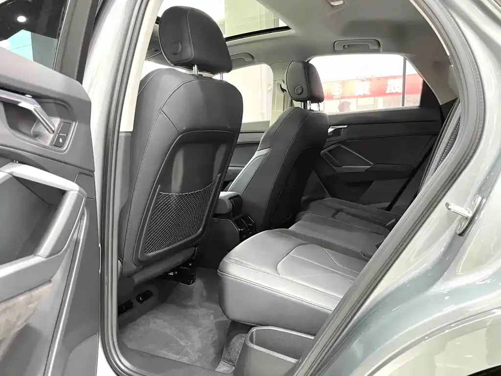 Audi Q3 Sportback 2021 из CN, фото 9