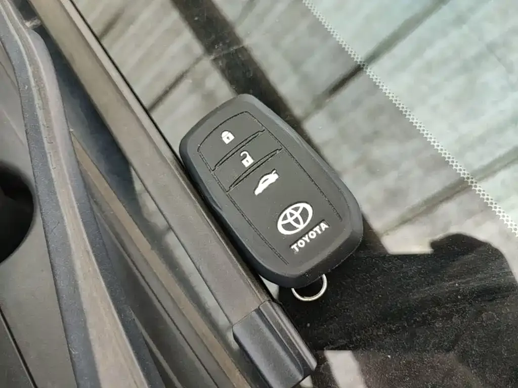 Toyota bZ3 2023 из CN, фото 8