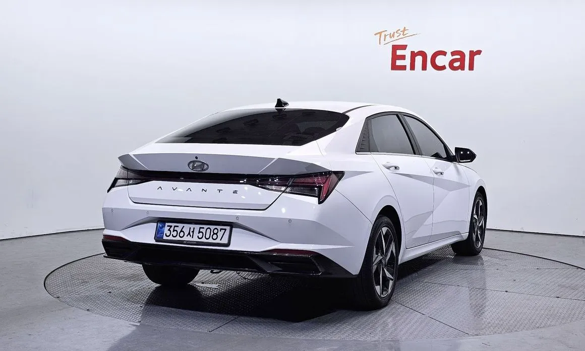 Hyundai AVANTE — фото 5