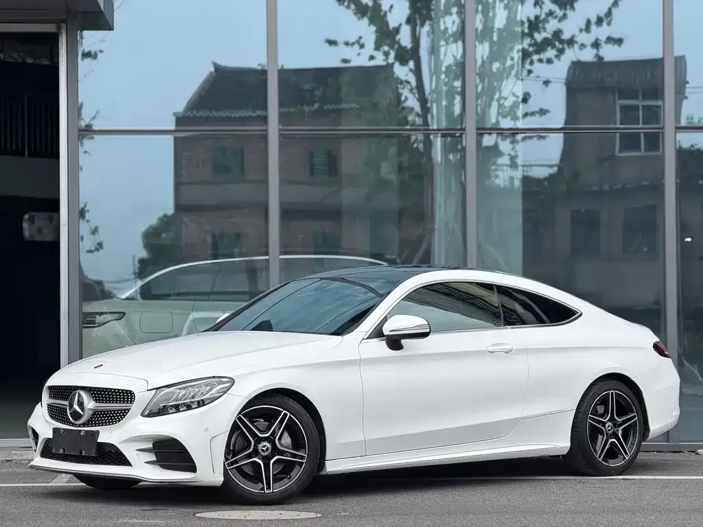 Mercedes-Benz C-Class (Import) — фото 1