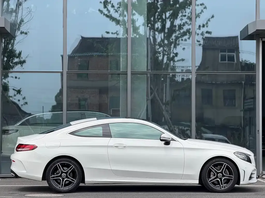 Mercedes-Benz C-Class (Import) — фото 4