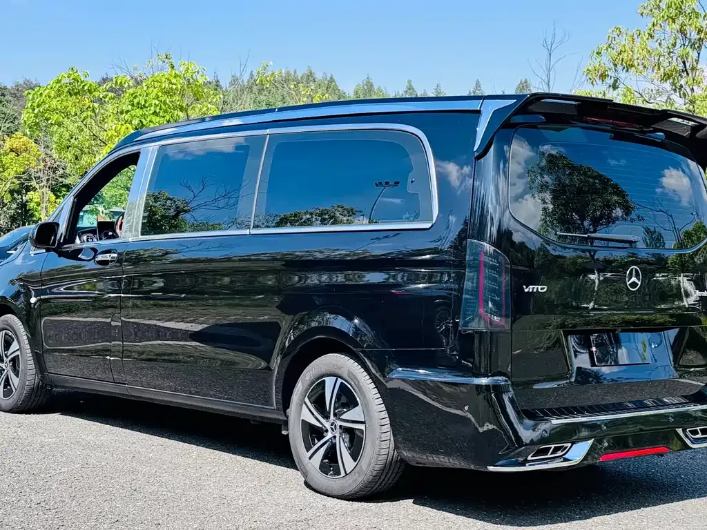 Mercedes-Benz Vito — фото 10