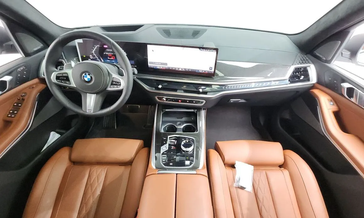 BMW X7 — фото 9