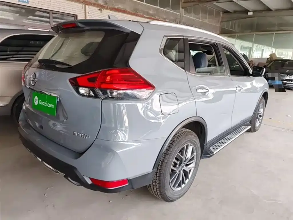 Nissan X-Trail — фото 10