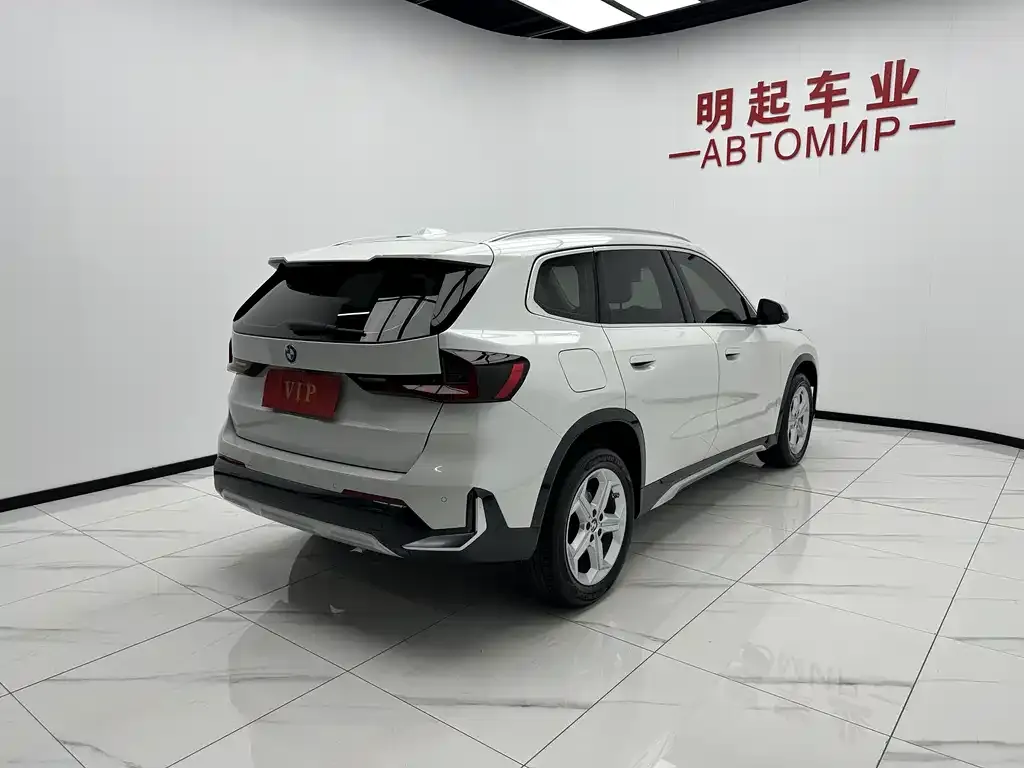 BMW X1 — фото 4