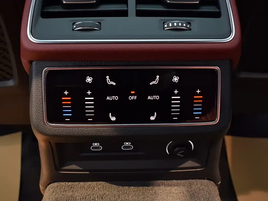 Audi A7L — фото 3