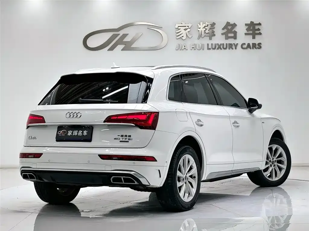 Audi Q5L — фото 7