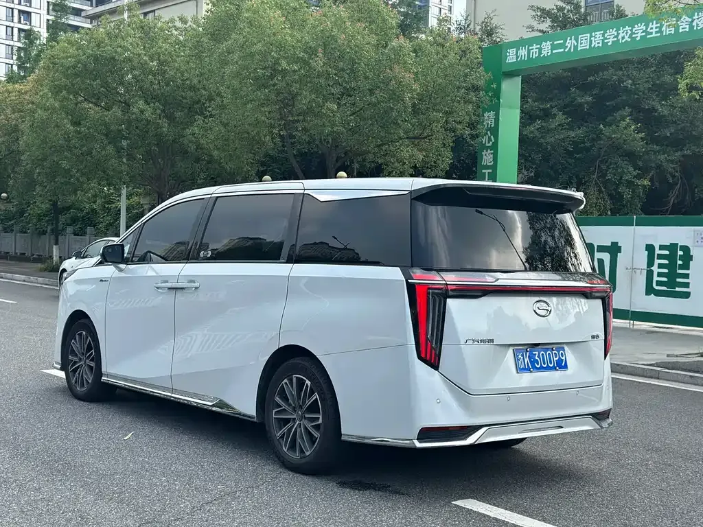 GAC Motor Trumpchi M8 — фото 3
