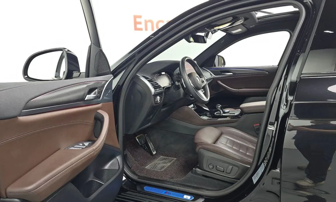 BMW X4 2024 из KR, фото 4