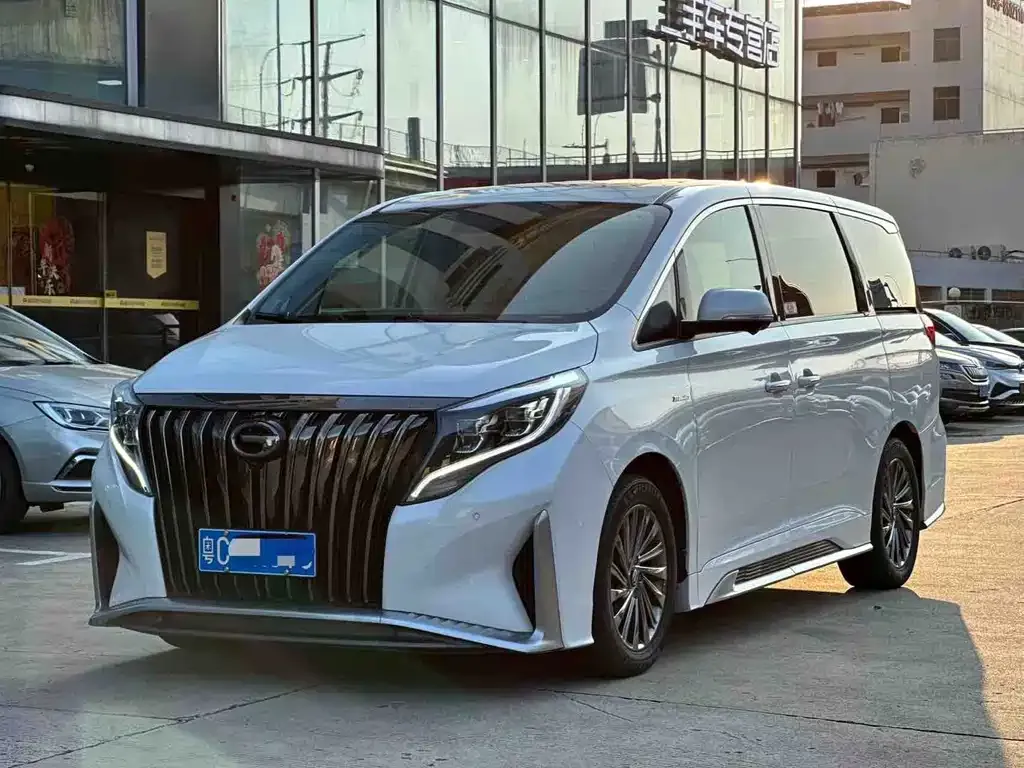 GAC Motor Trumpchi M8 — фото 8
