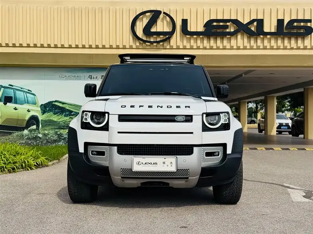 Land Rover Defender — фото 6