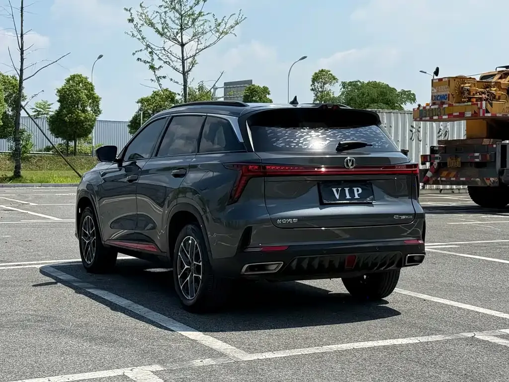 Changan CS75PLUS — фото 10