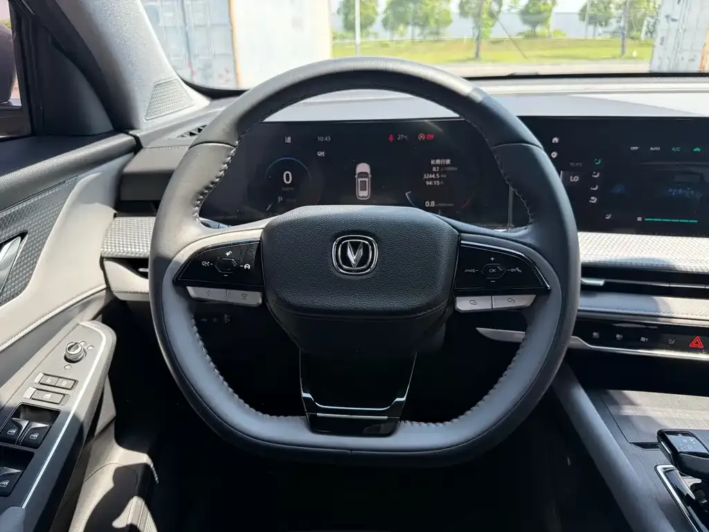 Changan CS75PLUS — фото 2