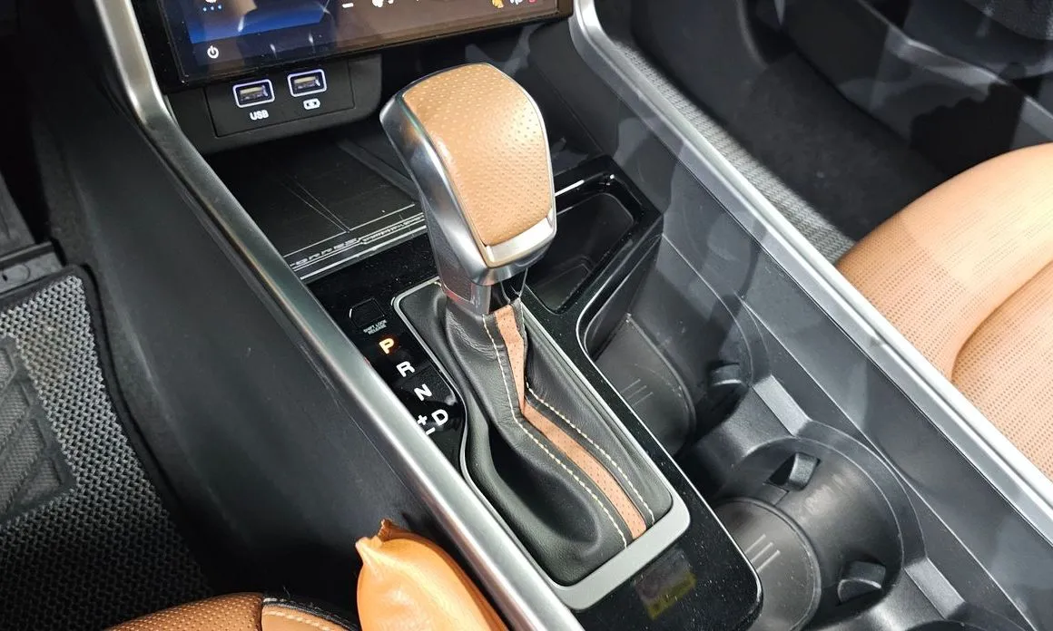 KG Mobility (Ssangyong) Torres 2023 из KR, фото 10