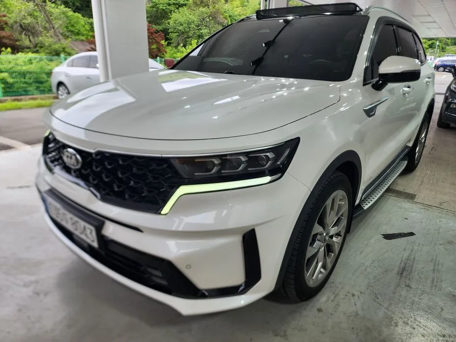 Kia Sorento — фото 1