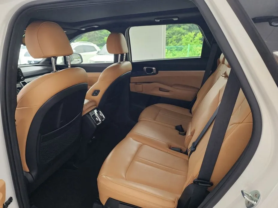 Kia Sorento — фото 3
