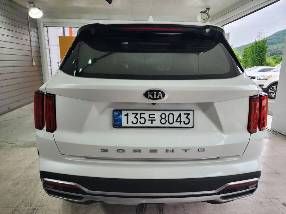 Kia Sorento — фото 5