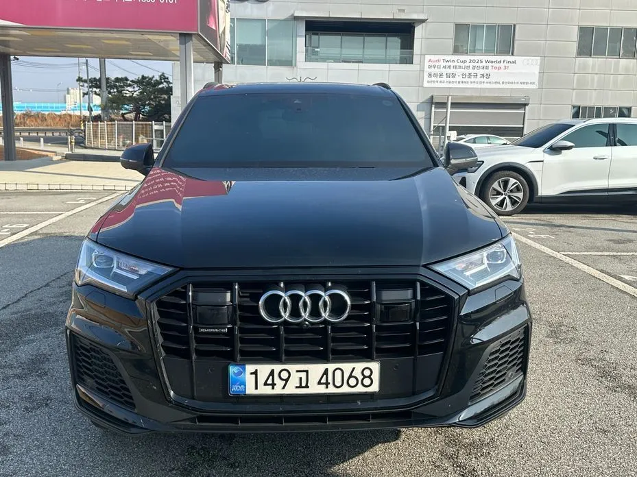 Audi Q7 2022 из KR, фото 5