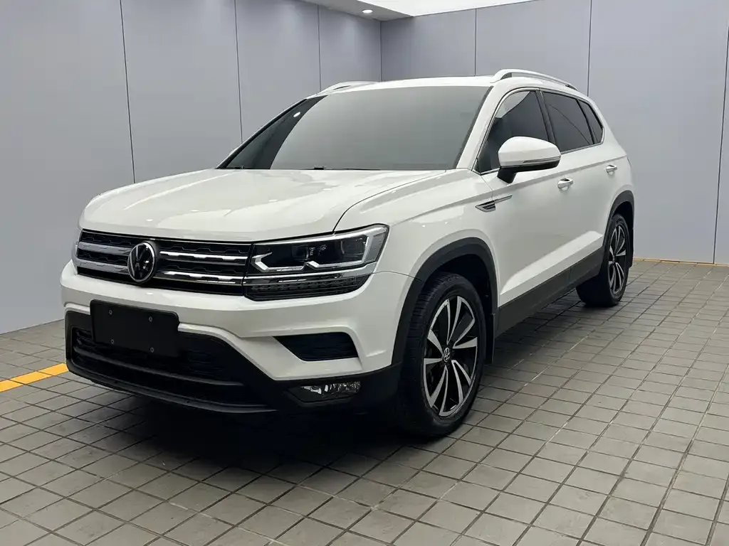Volkswagen Tharu — фото 1