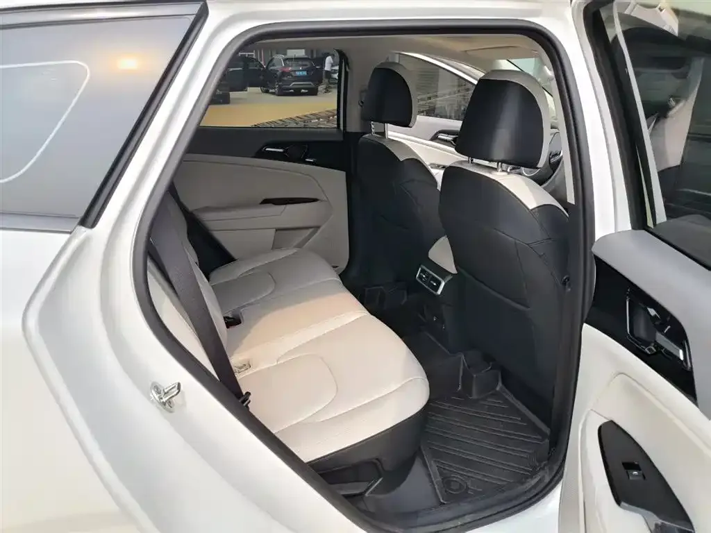 Kia Sportage — фото 4