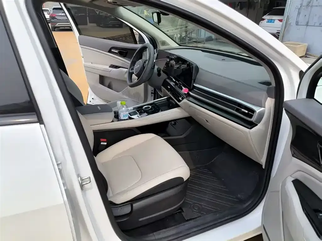 Kia Sportage — фото 7