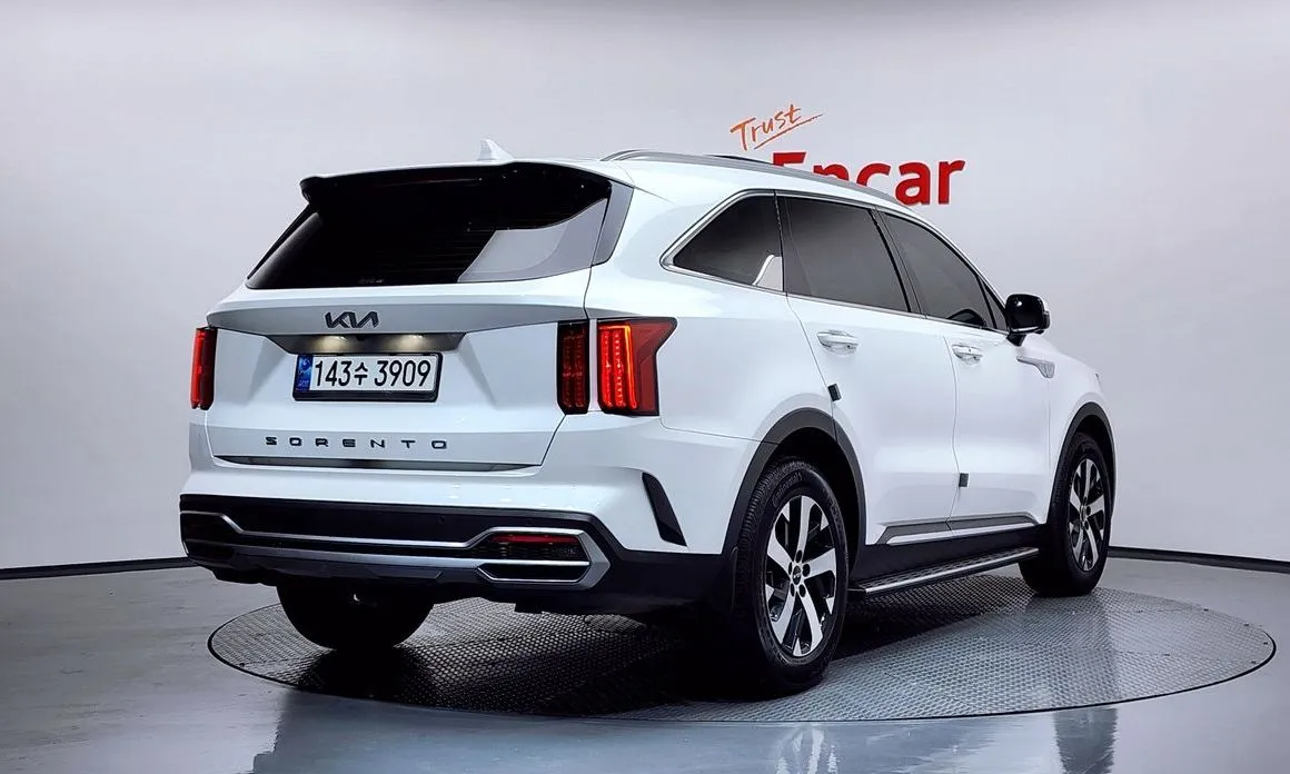Kia Sorento — фото 5