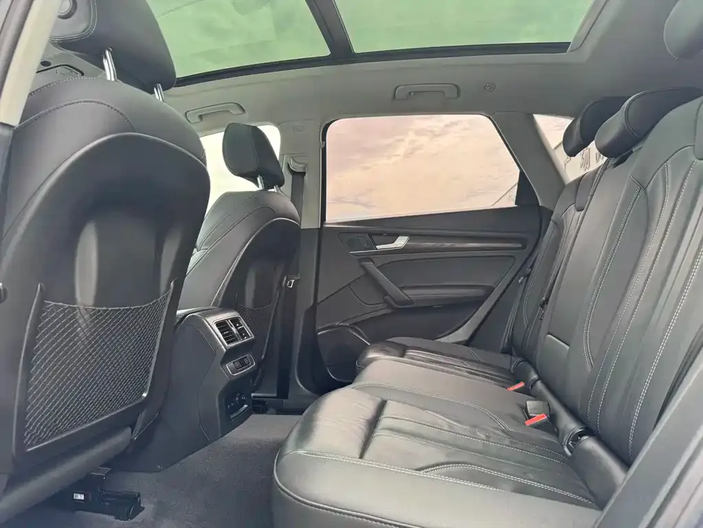 Audi Q5L 2021 из CN, фото 5