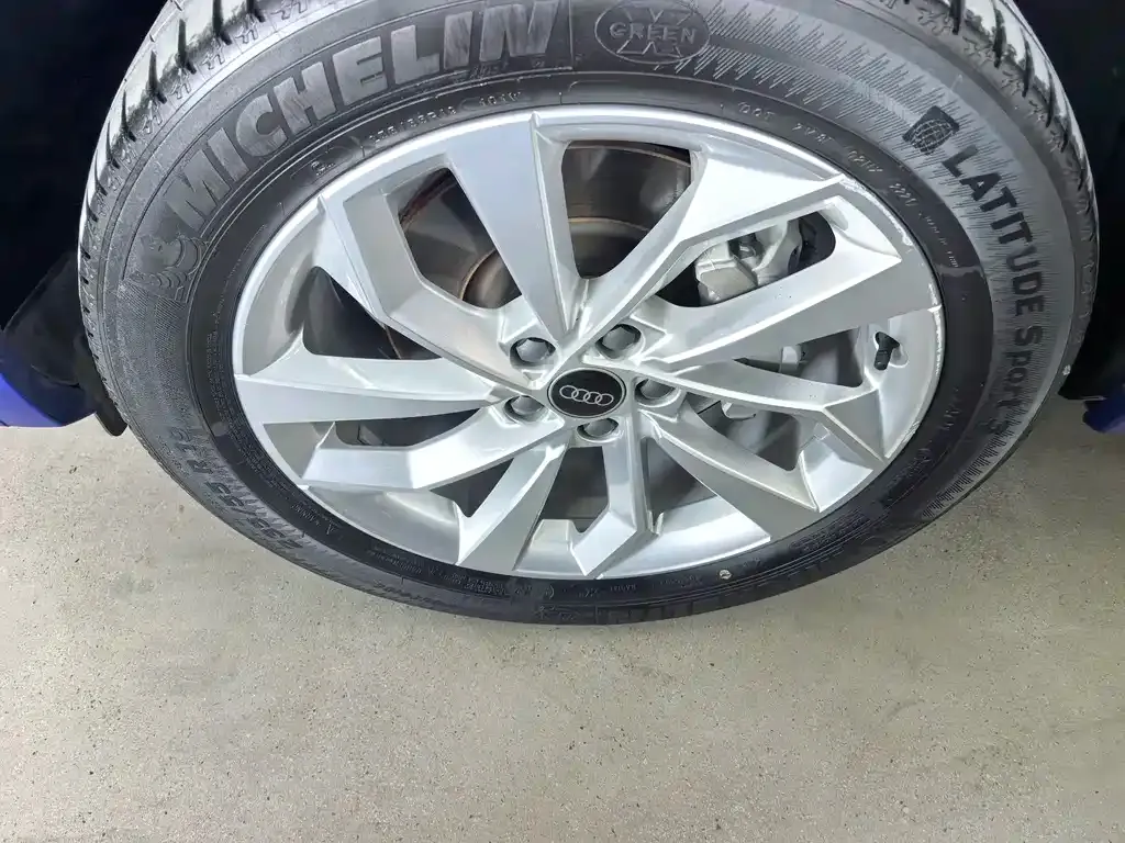 Audi Q5L 2021 из CN, фото 3