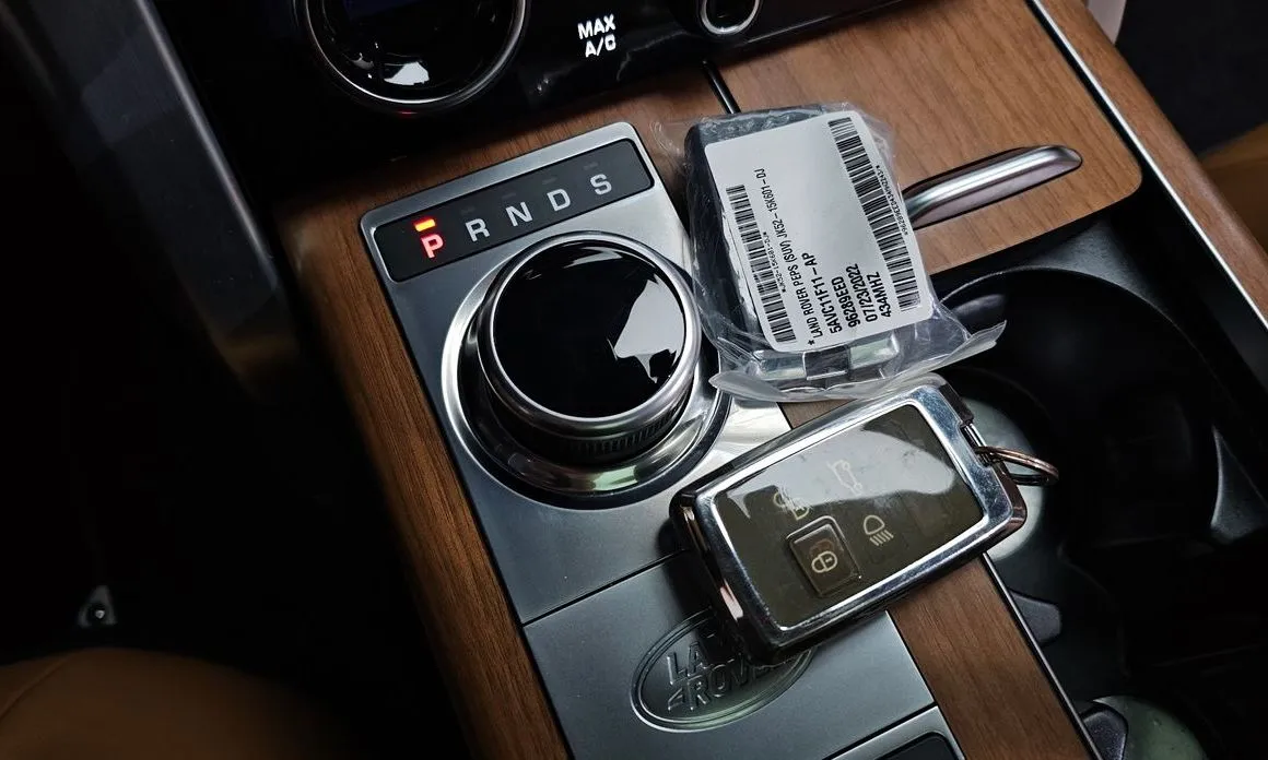 Land Rover Range Rover 2022 из KR, фото 9
