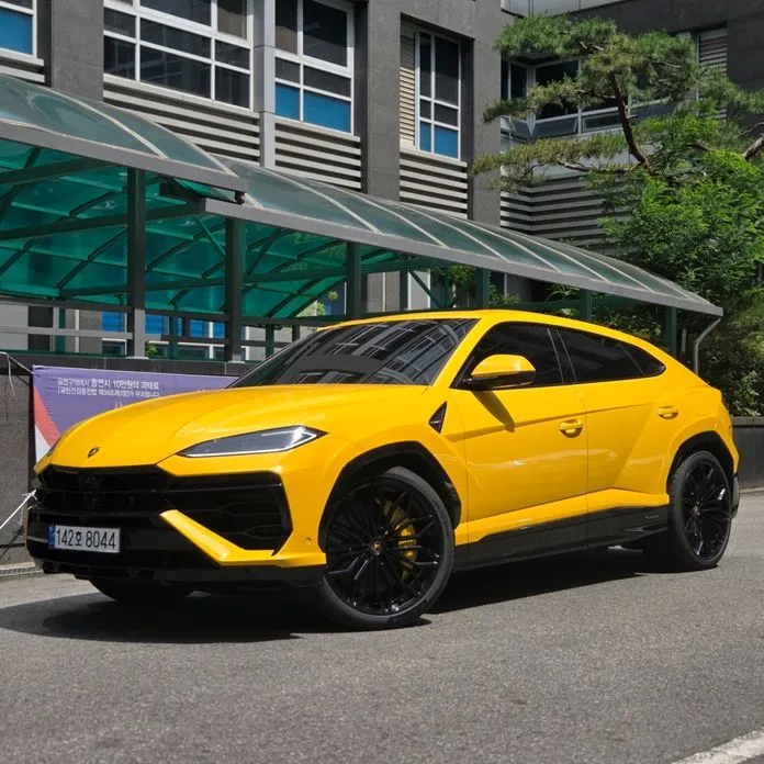Lamborghini Urus 2025 из KR, фото 1