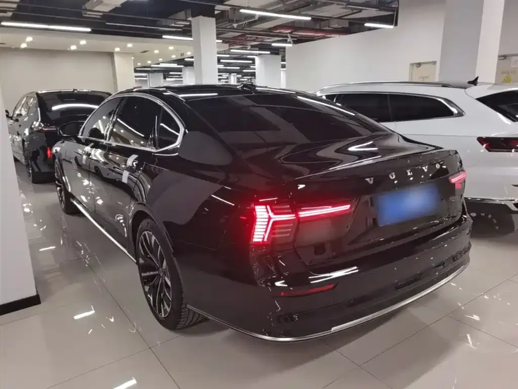 Volvo S90 — фото 10