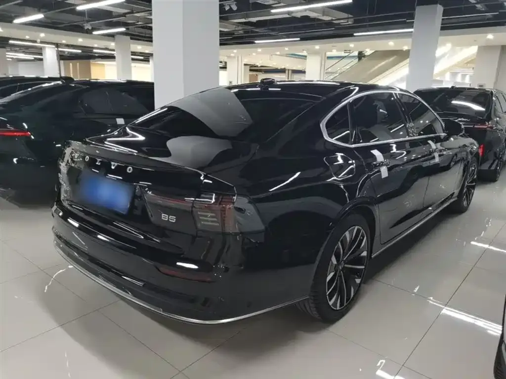 Volvo S90 — фото 6