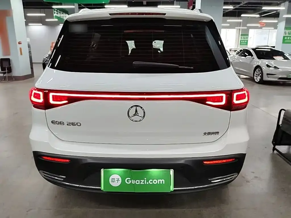 Mercedes-Benz EQB 2023 из CN, фото 2