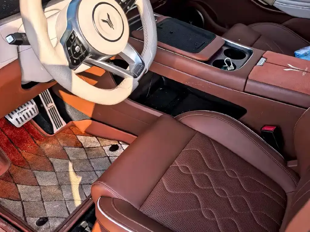 VOYAH FREE — фото 3