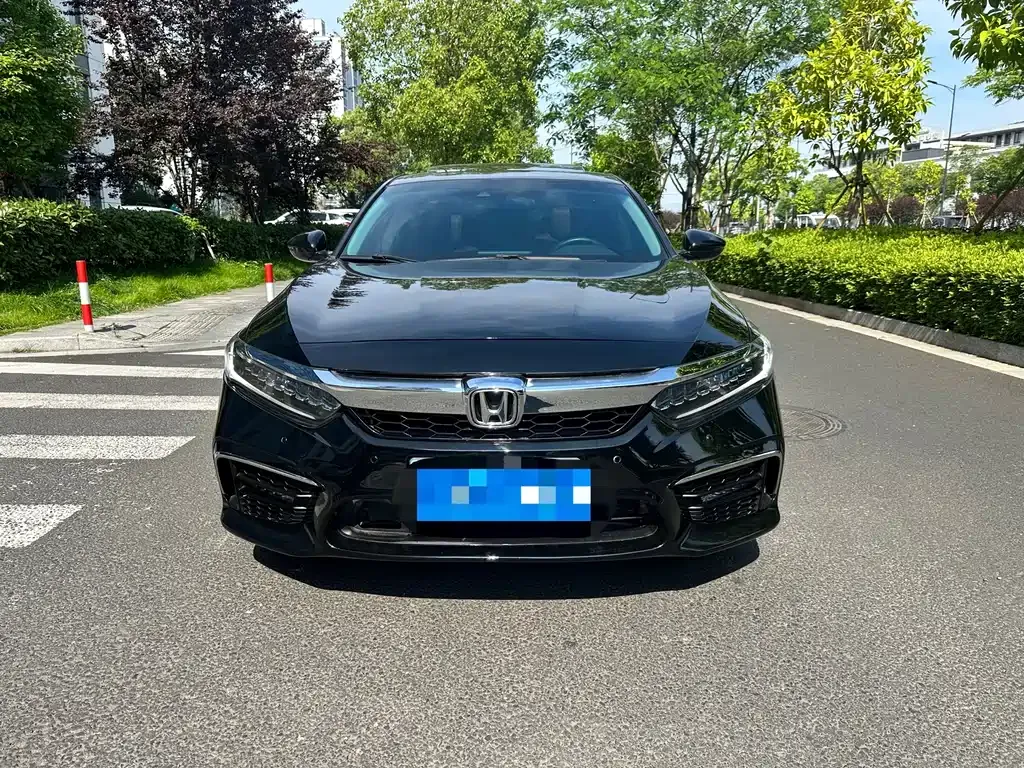 Honda Inspire — фото 1