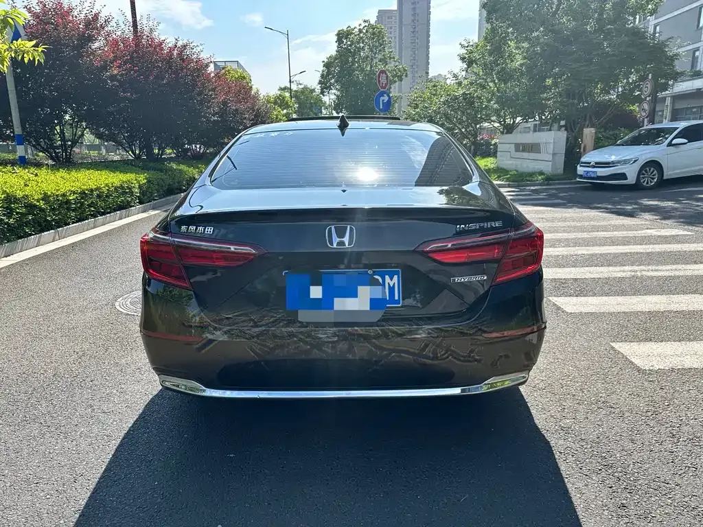 Honda Inspire — фото 2