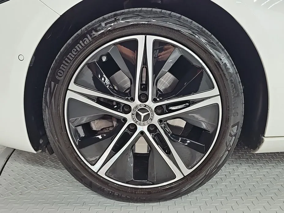 Mercedes-Benz A-Class 2024 из KR, фото 8