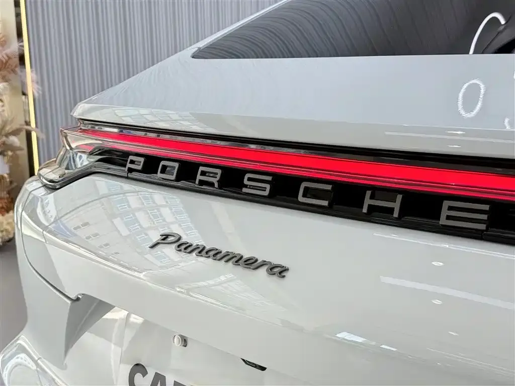 Porsche Panamera — фото 3
