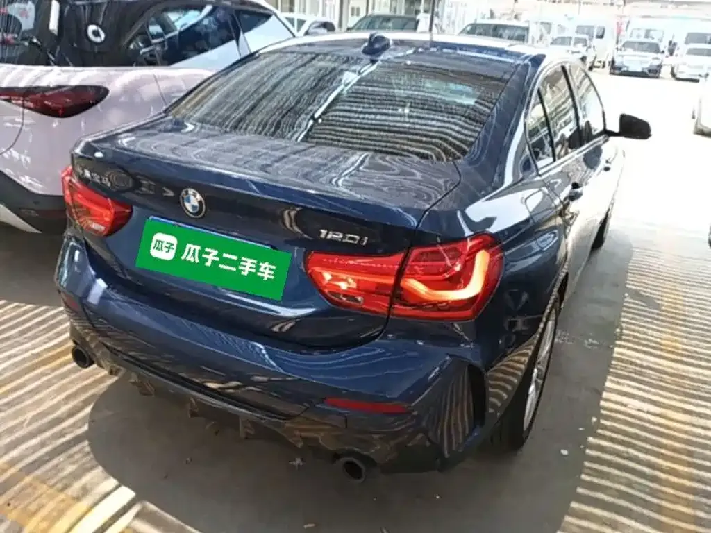 BMW 1 Series 2021 из CN, фото 8