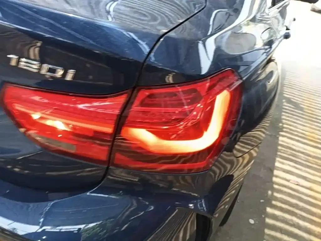 BMW 1 Series 2021 из CN, фото 3