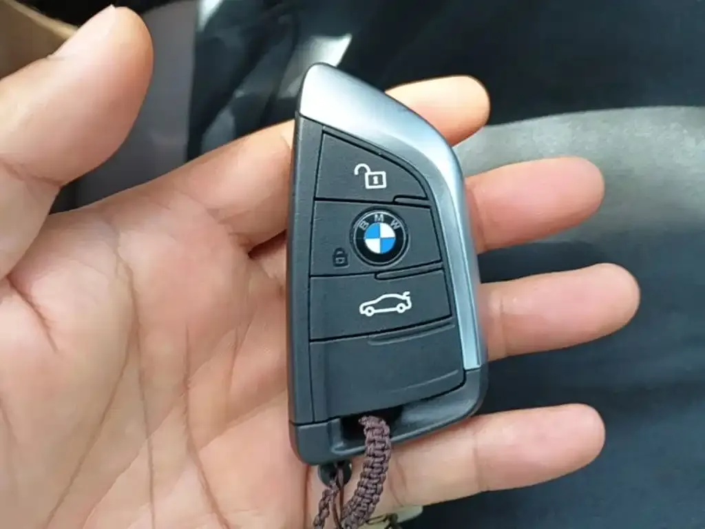 BMW 1 Series 2021 из CN, фото 2