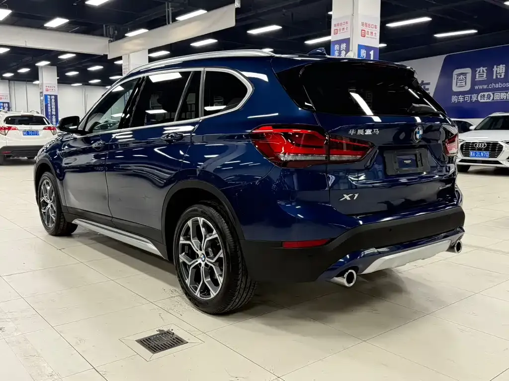 BMW X1 — фото 10