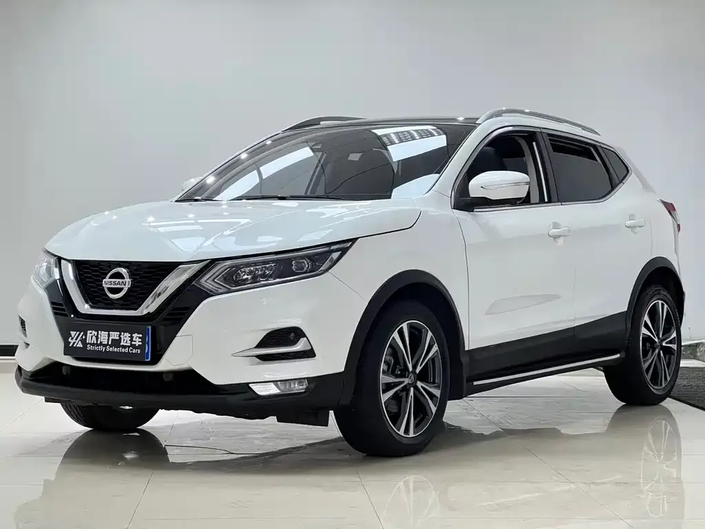 Nissan Qashqai — фото 1