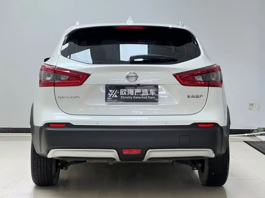 Nissan Qashqai — фото 2